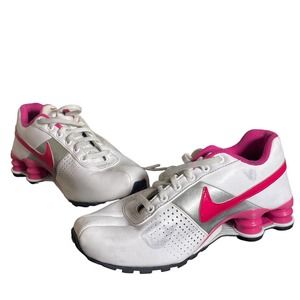 Nike Shox Running Shoes Size 4.5 Y womens White/ Pink